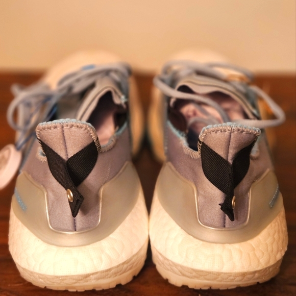 NEW Men's adidas UltraBOOST 22 Cold RDY Running Shoes GZ0128 Sz 8.5 Gray - Picture 7 of 14